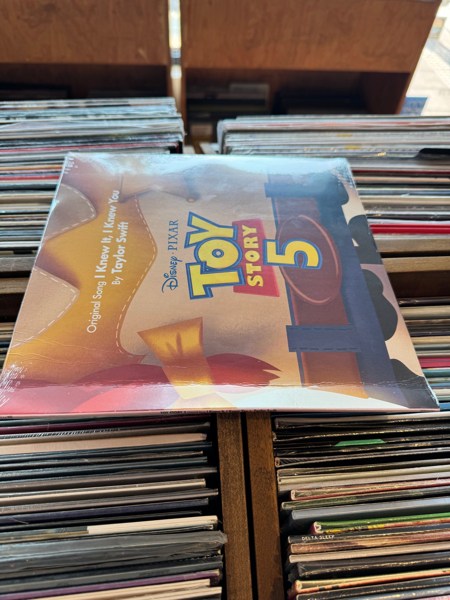 Taylor Swift - I Knew It, I Knew You (10” Jessie’s Sheriff Badge Vinyl)