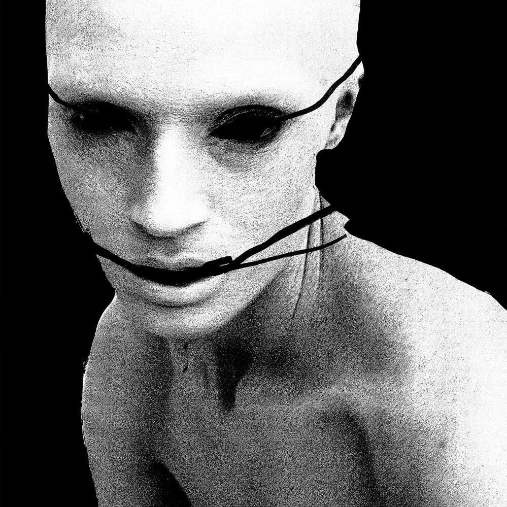 Poppy - I Disagree (Red & Clear Butterfly w/Black Splatter)