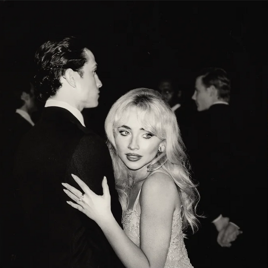 Sabrina Carpenter - Man's Best Friend (Alternate Cover, Black & White Split Vinyl)