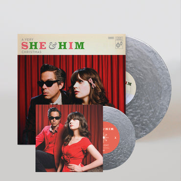 She & Him - A Very She & Him Christmas [LP+7''] (Silver Vinyl, 10th Anniversary Deluxe Edition, download)
